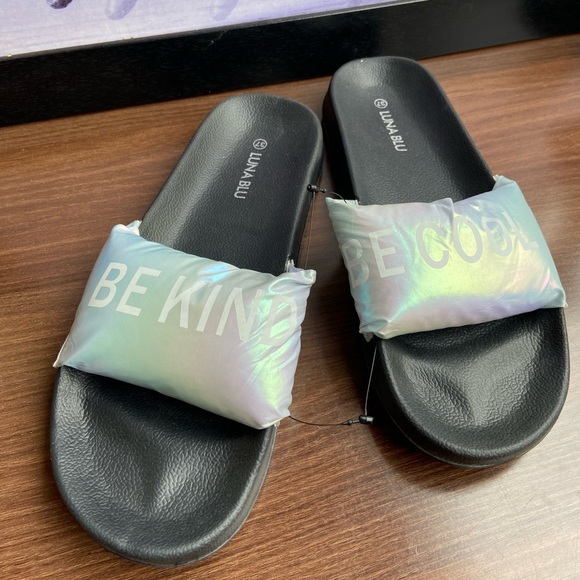 Luna Blu Blue Holographic Design Slides - Picture 3 of 5